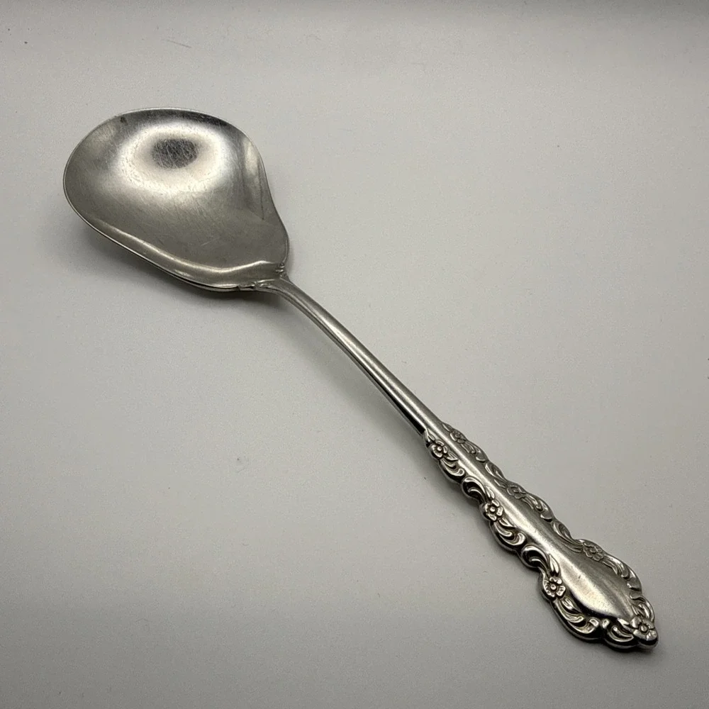 Oneida Shelley Heirloom Casserole Serving Spoon Stainless 8 3/4 In Cube Mark